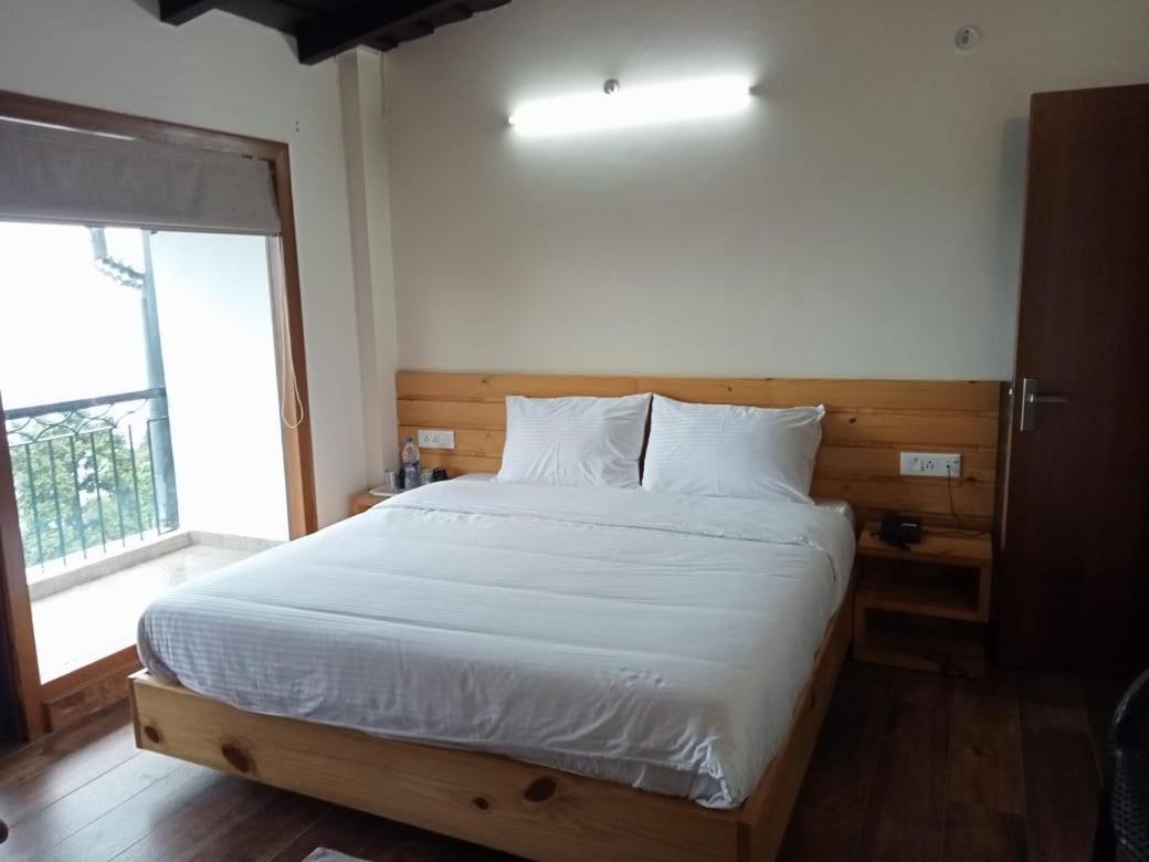 Hotel The Kumaon Retreat à Nainital Extérieur photo