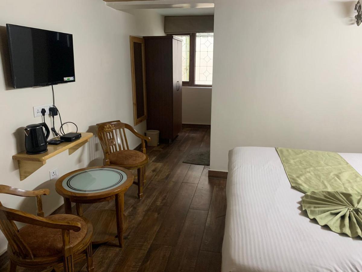 Hotel The Kumaon Retreat à Nainital Extérieur photo